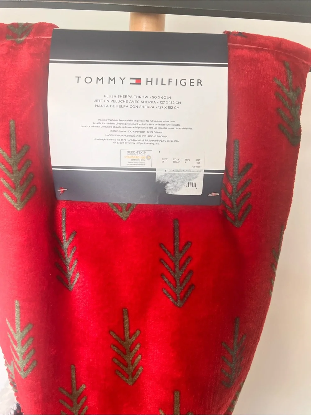 Tommy Hilfiger Red Plush Sherpa Throw Holiday NWT
